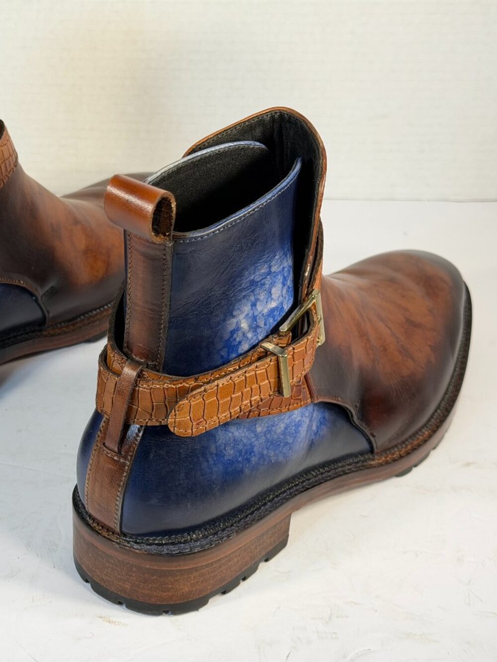 Men's size 9.5-10 Brown and blue leather boots - Picture 4 of 16